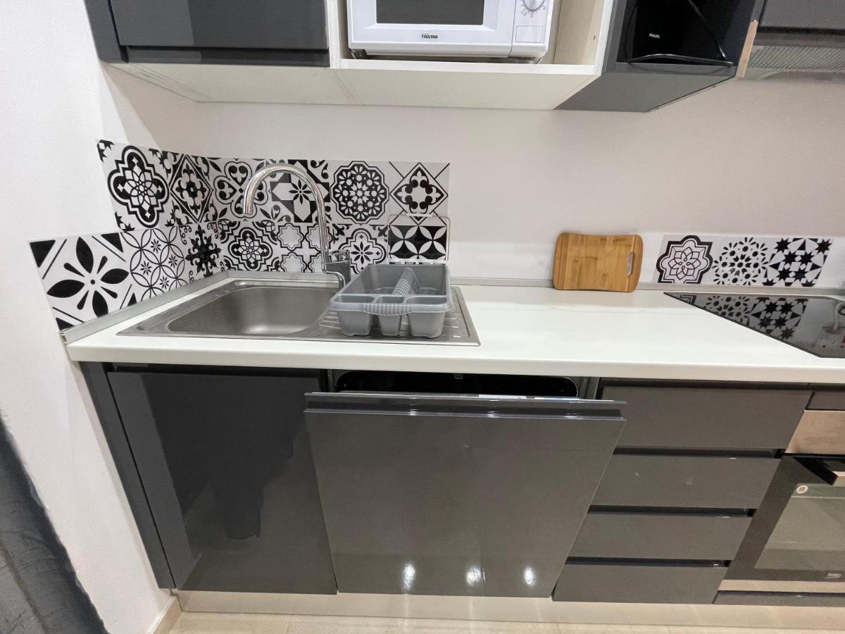 Brand New Appartement Of Two Bedrooms In スリーマ エクステリア 写真